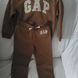 GAP Kids Chocolate Brown Sweatshirt and Pants Set
